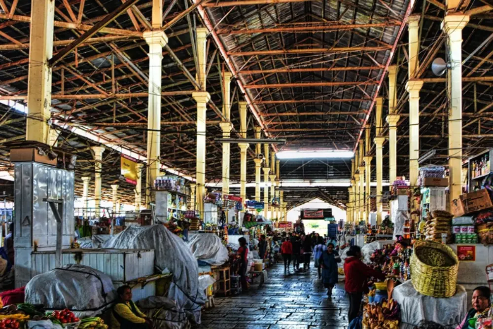 Mercado de San Pedro Cusco