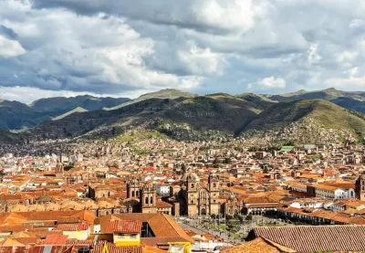 The chapel of San Cristobal: Window to the historic Cusco
